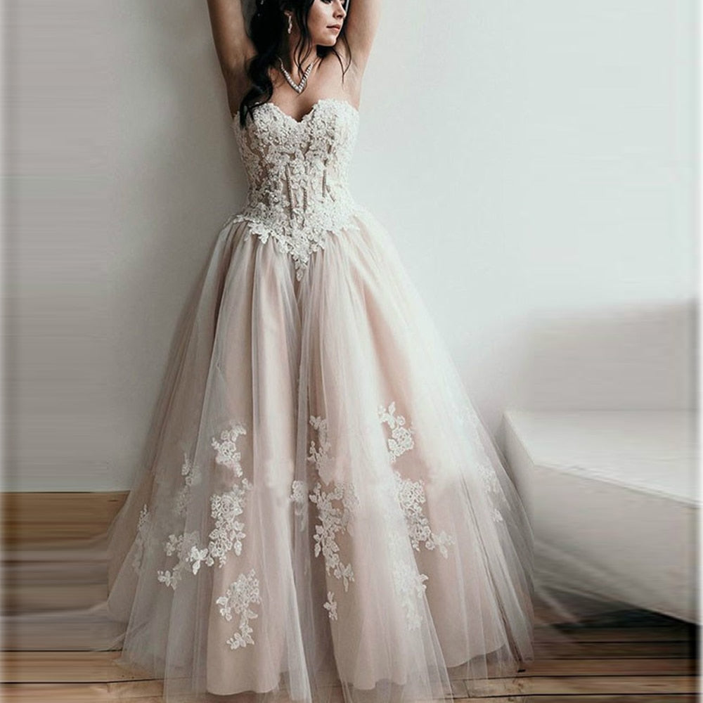 White sweetheart lace applique tulle wedding dress, lace wedding