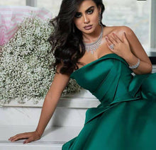 Load image into Gallery viewer, Satin Green Evening Dress